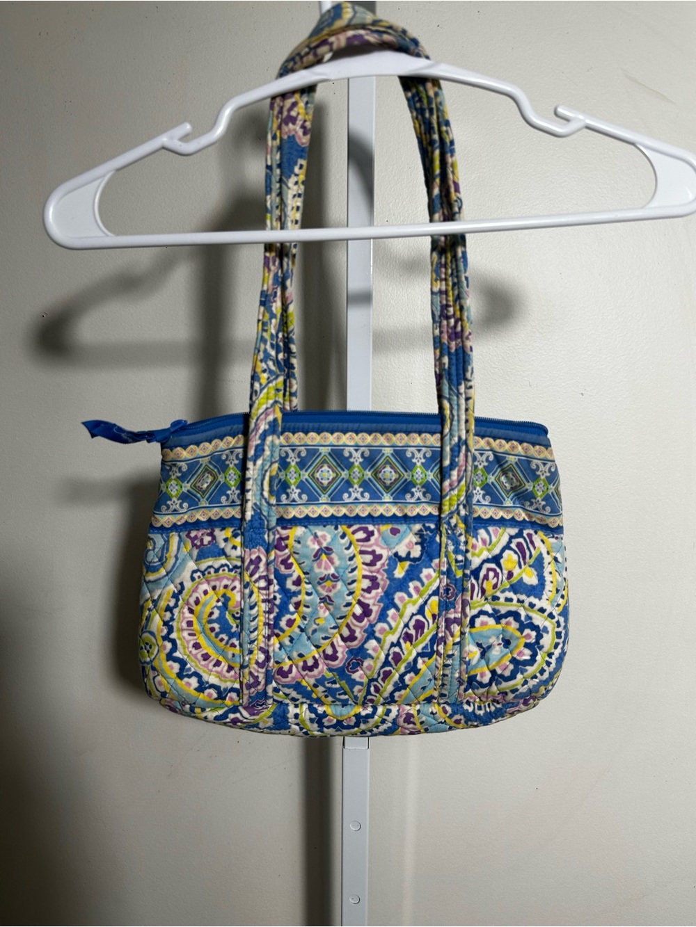 Vera Bradley Retired Print Capri Blue Paisley ShoulderTote Bag - Picture 3 of 5